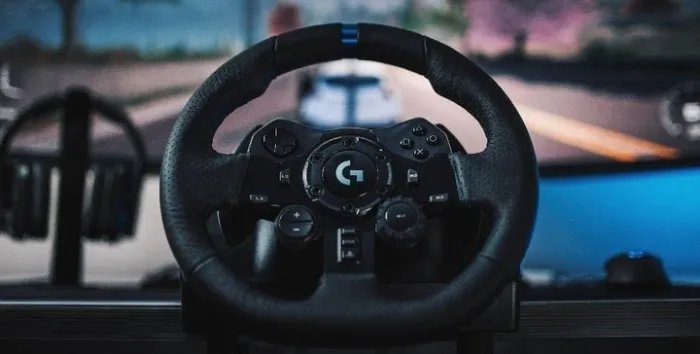 Проводной руль Logitech G923 Racing Wheel and Pedals for PS4 and PC (941-000149)