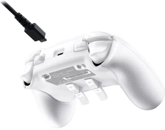 Геймпад Razer Wolverine V2 Chroma White (RZ06-04010200-R3M1)