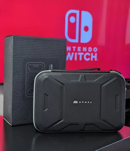 Delux Travel кейс Mumba для Nintendo Switch / OLED