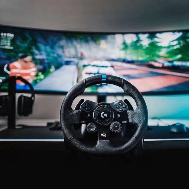 Проводной руль Logitech G923 Racing Wheel and Pedals for Xbox One and PC (941-000158)