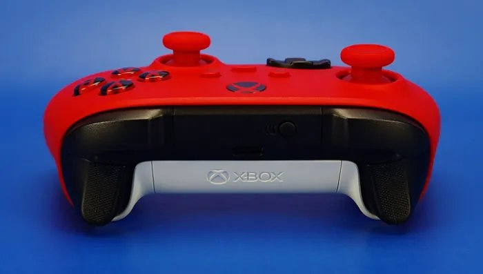 Геймпад Беспроводной Microsoft Xbox Series (QAU-00012) Pulse Red