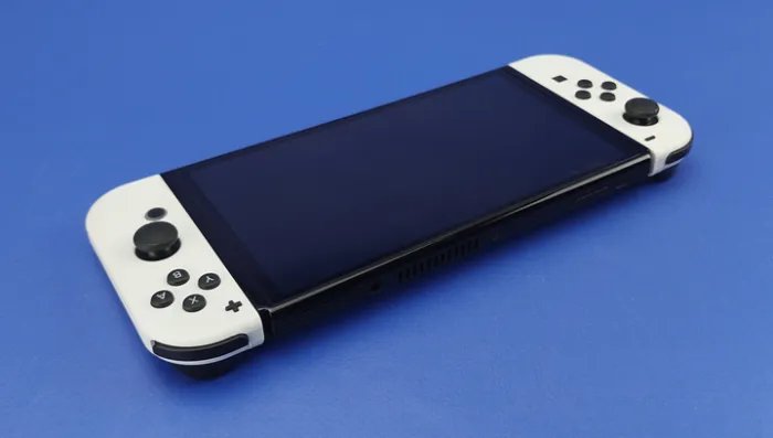 Консоль Nintendo Switch OLED Model HEG-001 64GB White