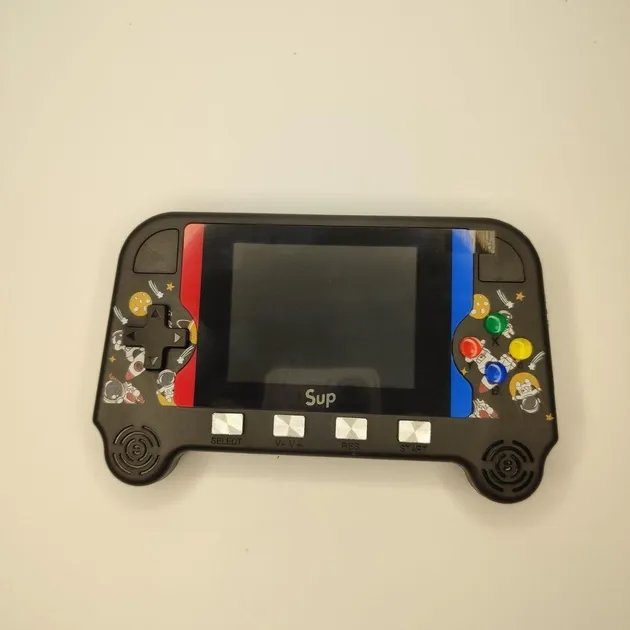 Портативная игровая консоль Sup Game Box Power 3,5 дюйма 16/8 Bit Ретро приставка 500 встроенных игр Черная