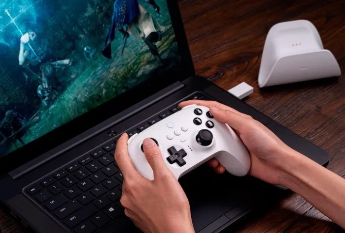 Геймпад 8BitDo Ultimate Bluetooth 80NA White Edition [90222]