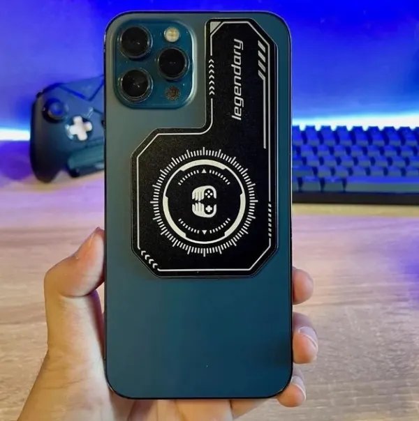 Пластина теплопроводная металлическая для установки магнитного охлаждения на телефон