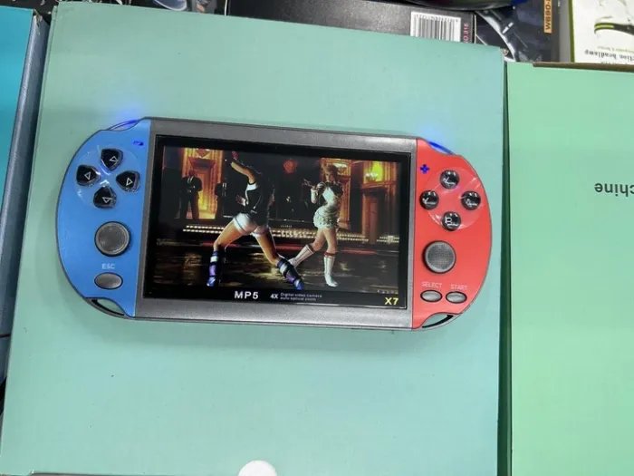 Игровая приставка - X-7 Plus экран 5.1" беспроводная ретро консоль 1000 игр, 8ГБ с поддержкой 16ГБ - VEN-115
