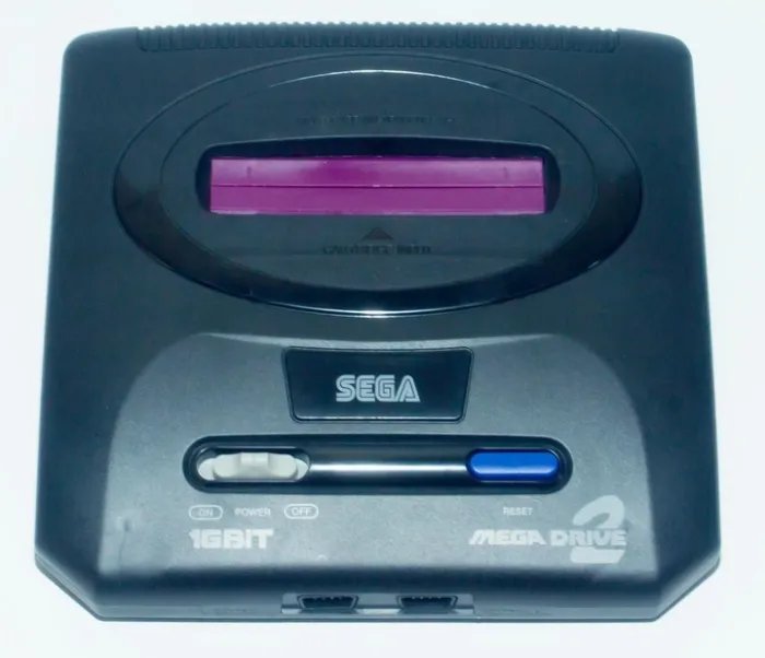 Игровая ретро приставка телевизионная консоль 16 бит Sega-MD2 с поддержкой картриджей и 9 встроенных игр