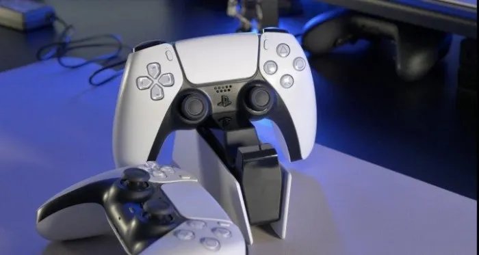 Зарядная станция Держатель для Геймпада Sony DualSense Charging Station (PS5)