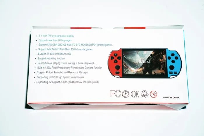 Портативная игровая ретро приставка X7 plus 8GB 9999 игр