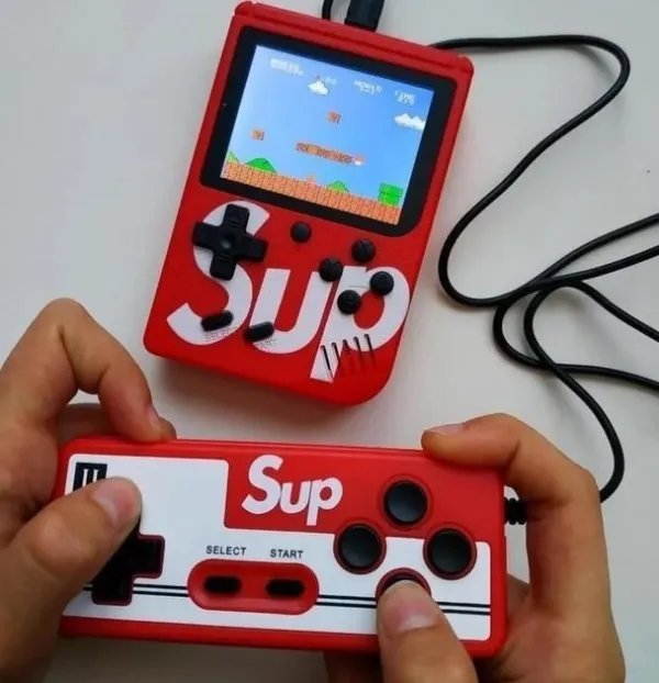 Портативная игровая приставка с джойстиком Sup game box цифровая ретро консоль 8 бит с аккумулятором