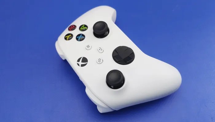 Набор Консоль Microsoft Xbox Series S 1TB (XXU-00010) Carbon Black + Геймпад Беспроводной Controller Robot White