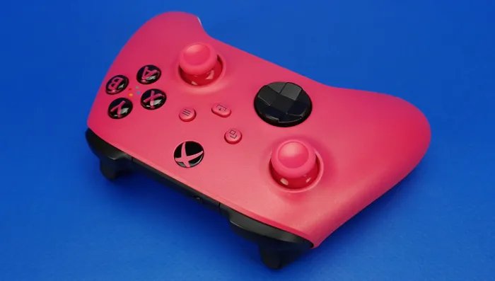 Набор Консоль Microsoft Xbox Series S 512GB (889842651386) White + Геймпад Беспроводной Controller Deep Pink